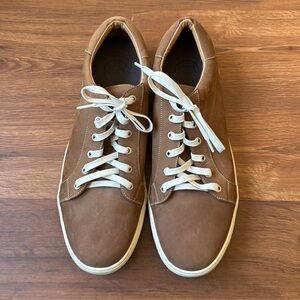 NWOT Peter Millar Suede Sneakers - 14M
